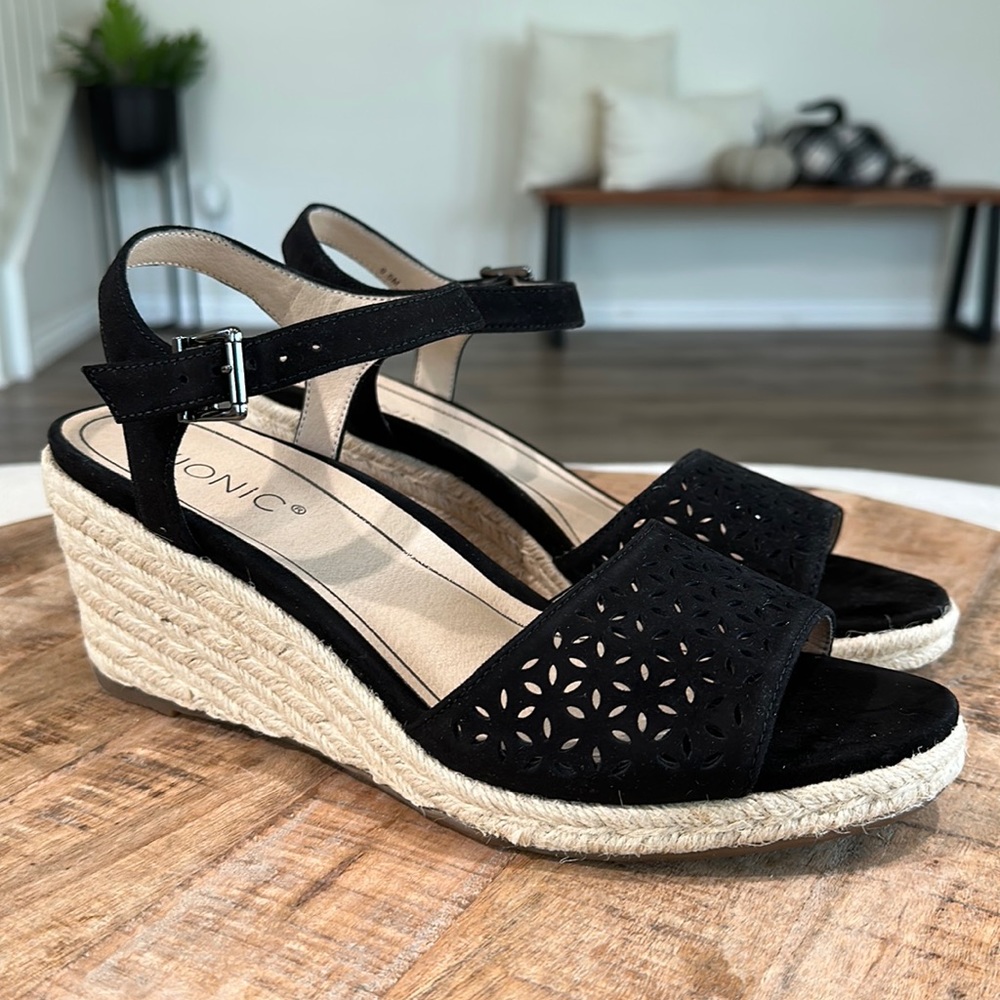 Vionic Black Suede Leather Wedges Size 9
